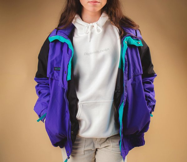 Hoe kun je je haar beschermen tegen de schade van zeewater en chloor?